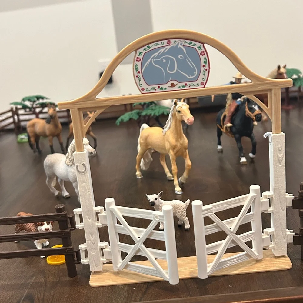 Schleich Horse Club Riders Horses, Lots of Animals & Accessories - Picture 5 of 17